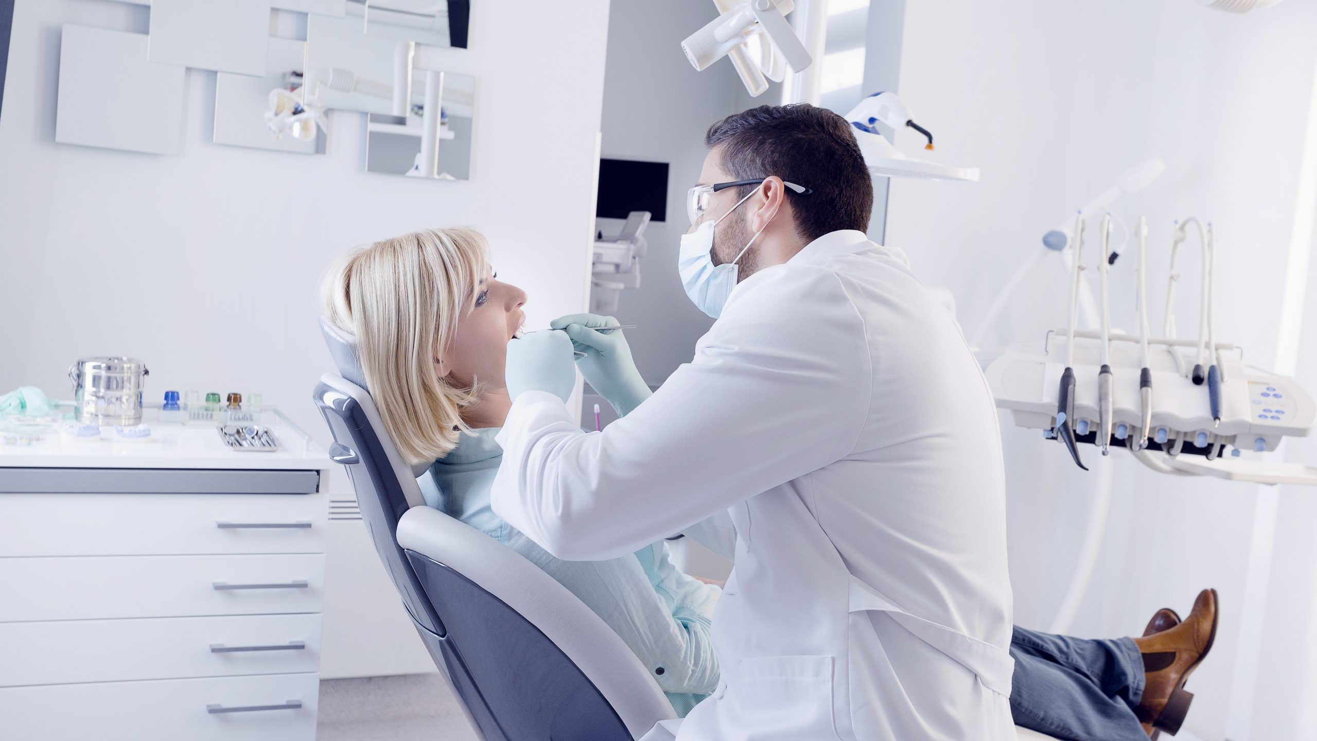 Dentist in Wellesley Hills, MA